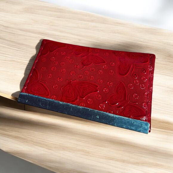 Red Butterfly Retro Small New Card Wallet ID Card Holder Never used Deadstock - Picture 1 of 13